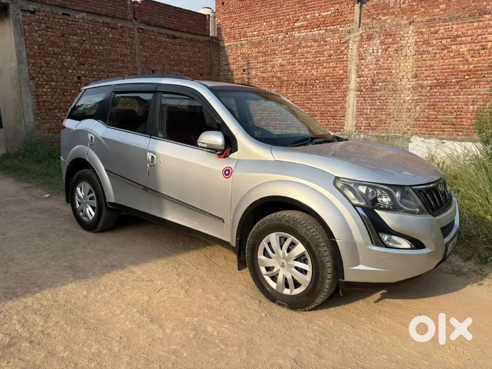 Mahindra Xuv500 2016 Diesel 132242 Km Driven
