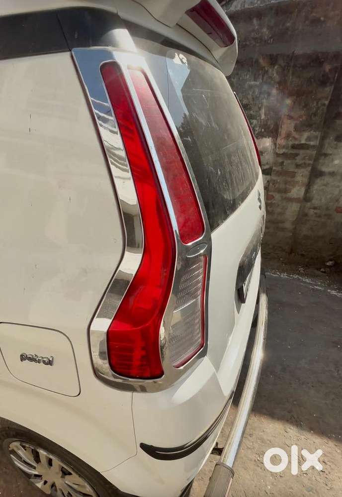 Wagon R Vxi (dec 2021) Model, 32000 Kms, Petrol, Full Accesorised