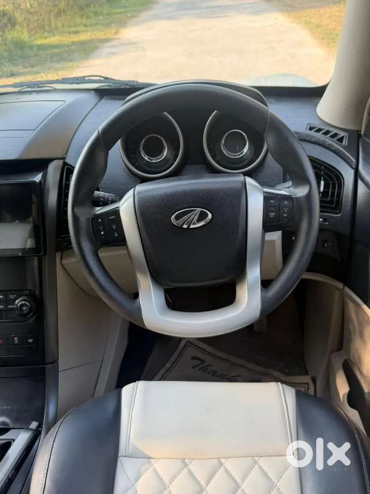 Xuv 500 At Medavakam