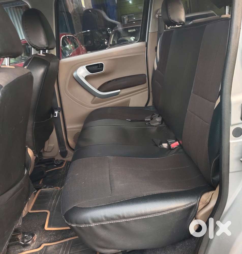 Mahindra Tuv 300 T8, 2016, Diesel