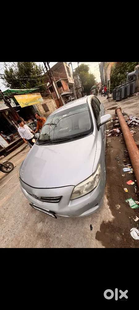 Toyota Corolla Altis 2011
