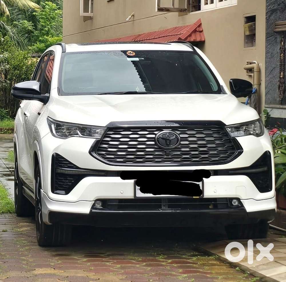 Toyota Innova Hycross 2.0 Zx Hybrid 7 Str, 2024, Petrol