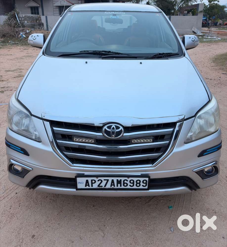 Toyota Innova Diesel 2012