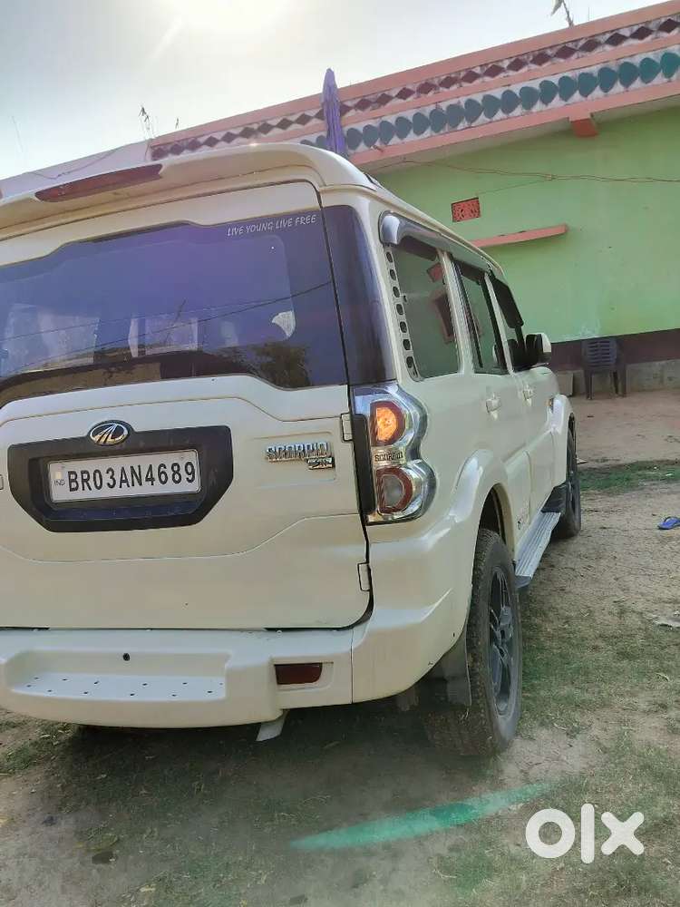 Mahindra Scorpio 2015 Diesel 75000 Km Driven