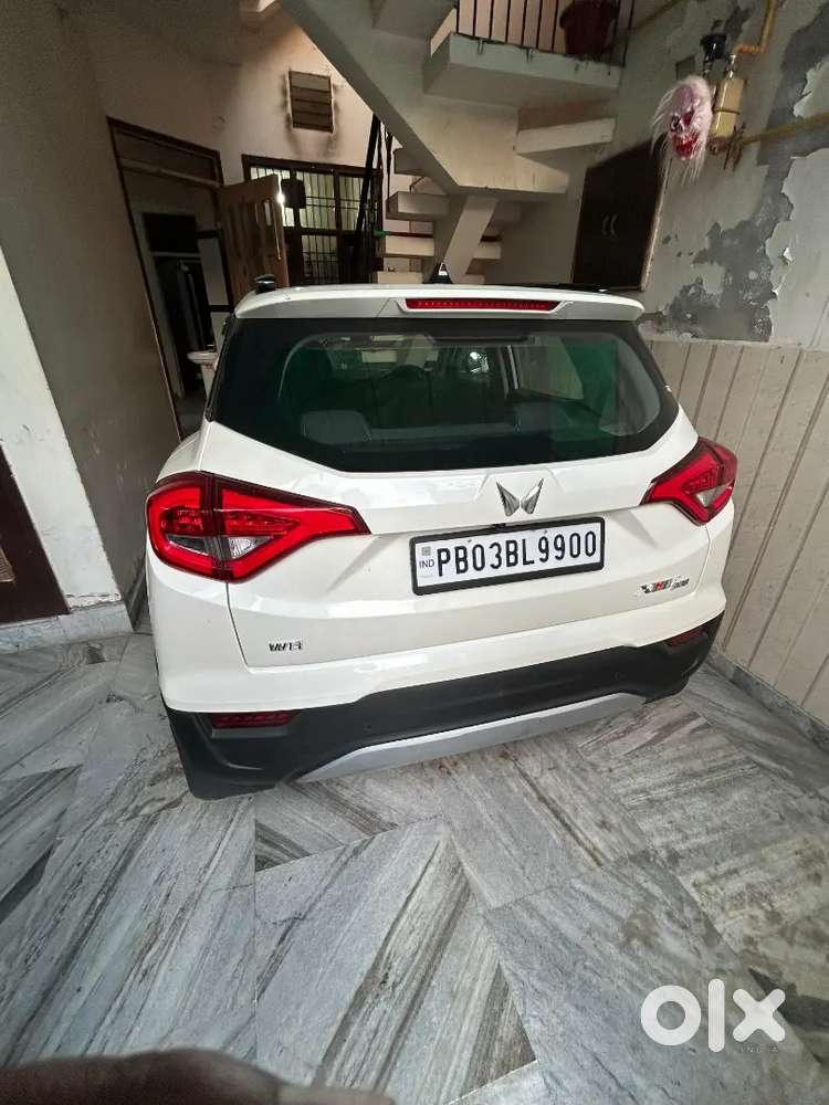 Mahindra Xuv300 2023 Diesel Geniune 35600 Km Driven