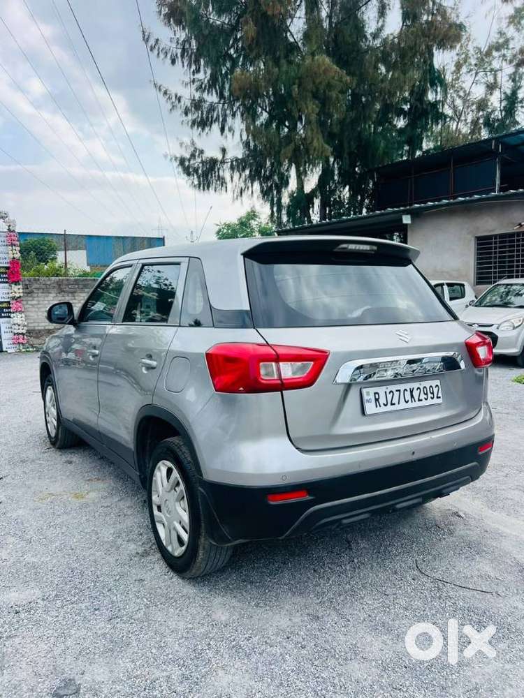 Maruti Suzuki Brezza 1.5 Lxi Smart Hybrid, 2021, Petrol
