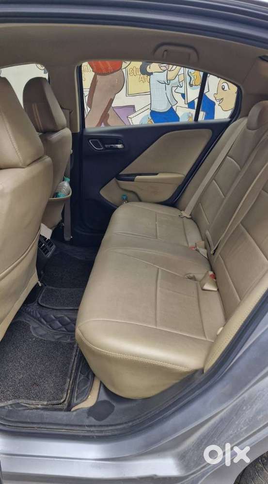 Honda City 1.5 V 5th Gen I-vtec Mt, 2022, Petrol