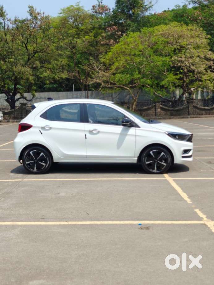 Tata Tiago 1.2 Revotron Xza Plus Amt, 2025, Petrol