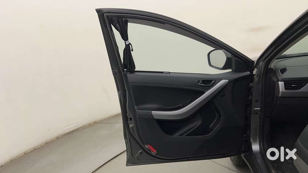 Tata Nexon 1.2 Revotron Xm, 2023, Petrol