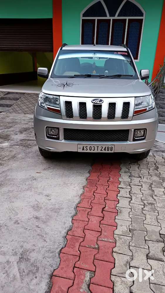 Mahindra Tuv 300 2016