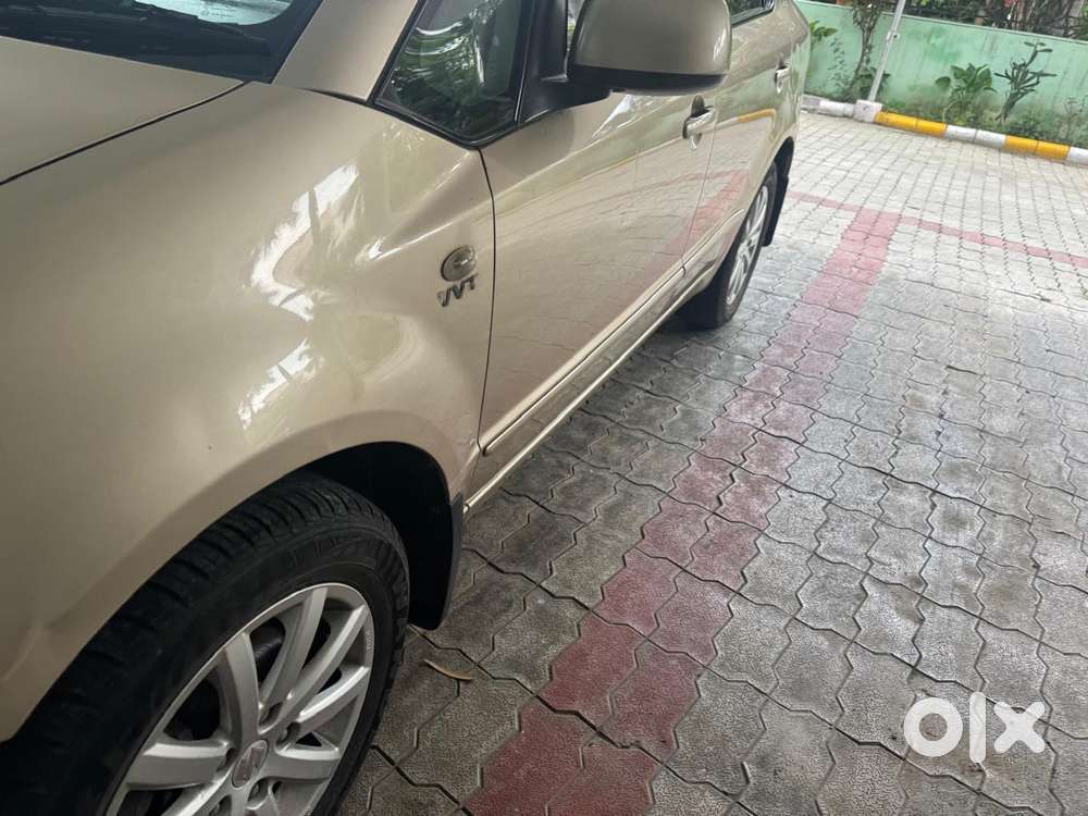 Maruti Suzuki Sx4 Zxi Automatic Bs-iv, 2011, Petrol