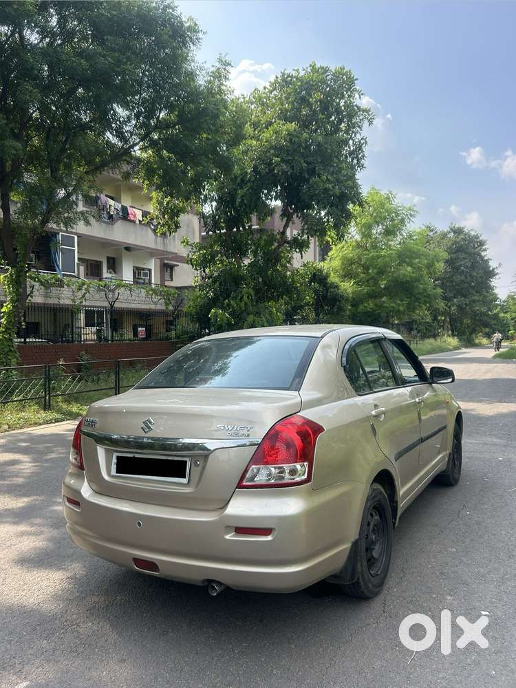 Maruti Suzuki Swift Dzire Vxi Optional, 2011, Petrol