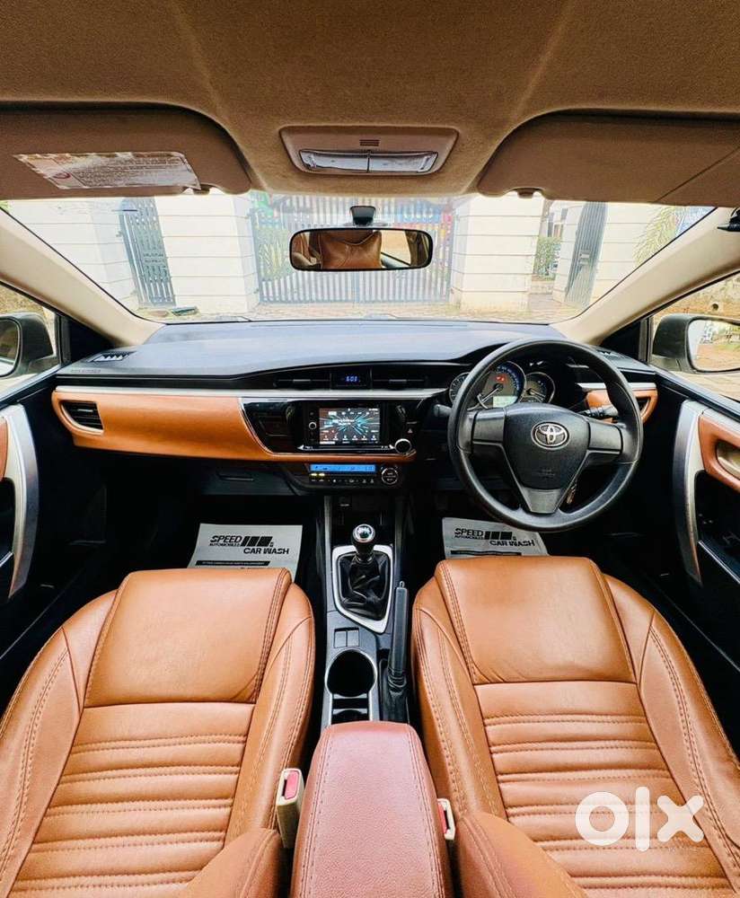 Toyota Corolla Altis 2016