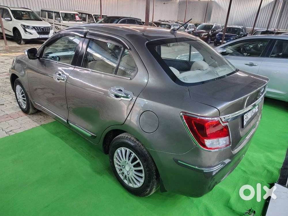 Maruti Suzuki Swift Dzire 1.2 Vxi Bsiv, 2018, Cng & Hybrids