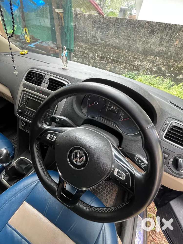 Volkswagen Polo 1.5 Tdi Highline (turbo Diesel) - 2015