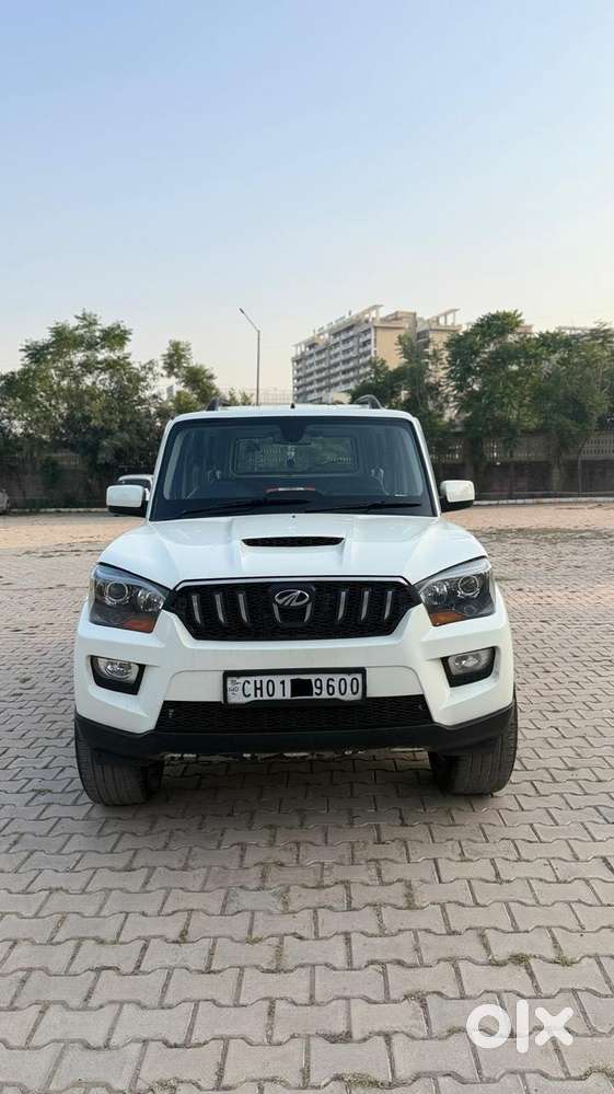 Mahindra Scorpio S10, 2016, Diesel