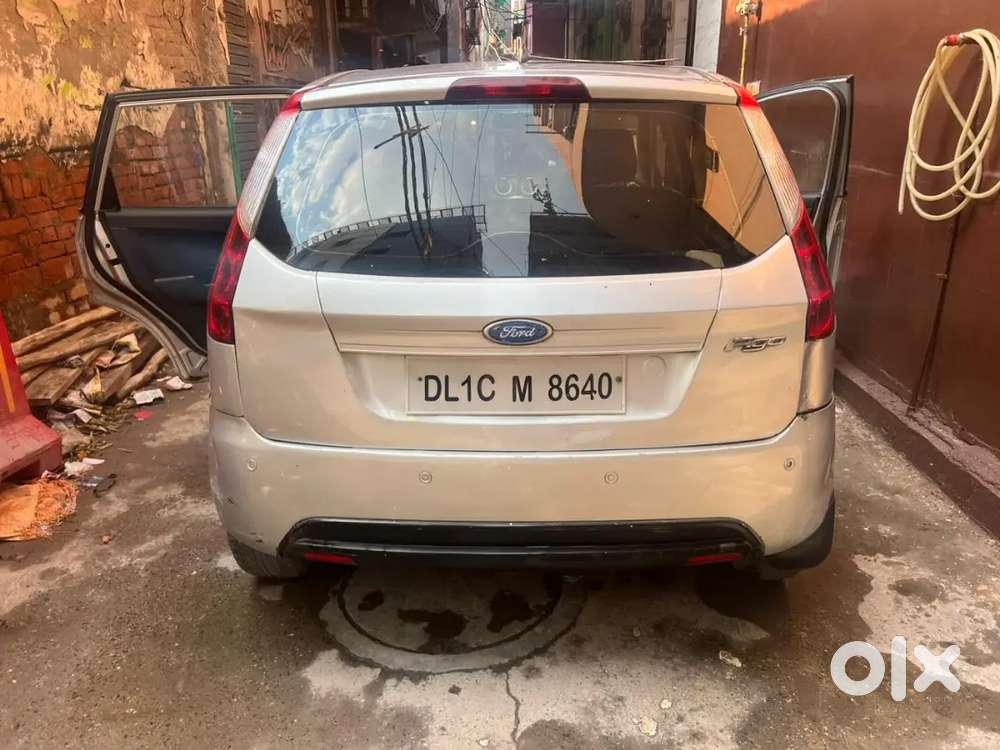 Ford Figo 2012 10saal Bcha Hai