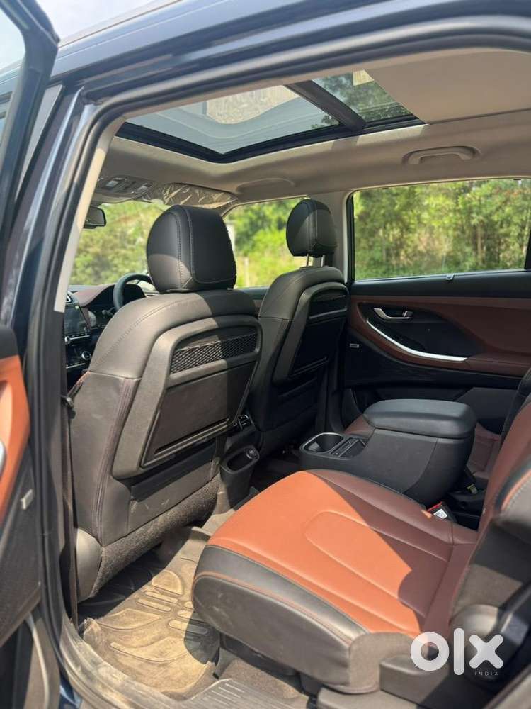 Hyundai Alcazar 2023 Petrol 6850 Km Driven