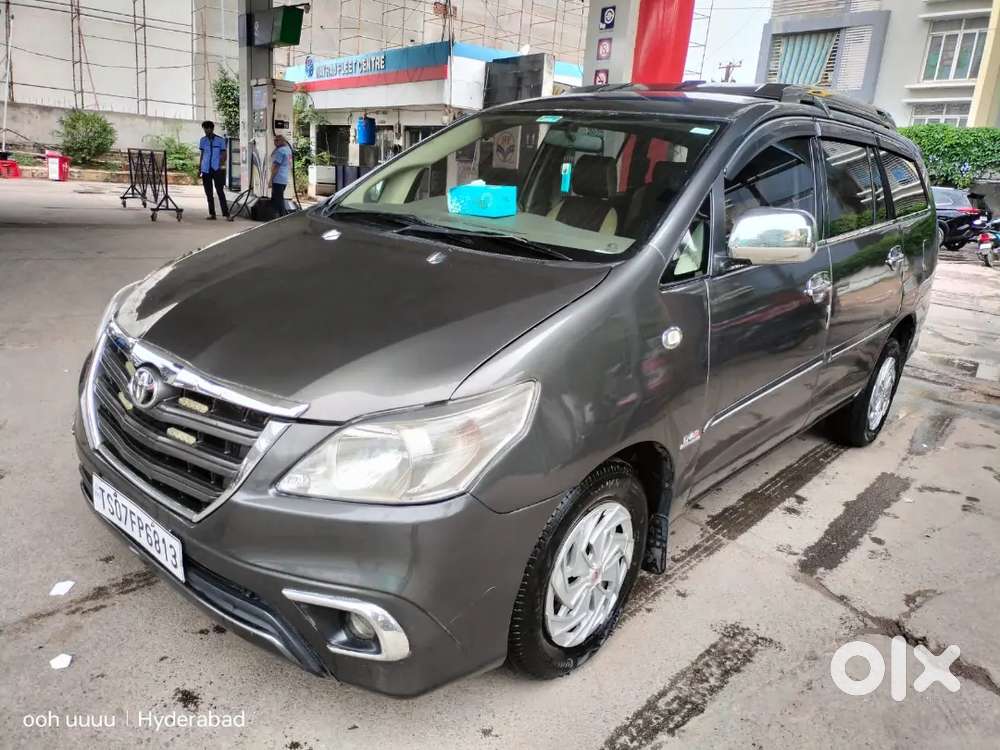 Toyota Innova 2011 Diesel 2nd Owner