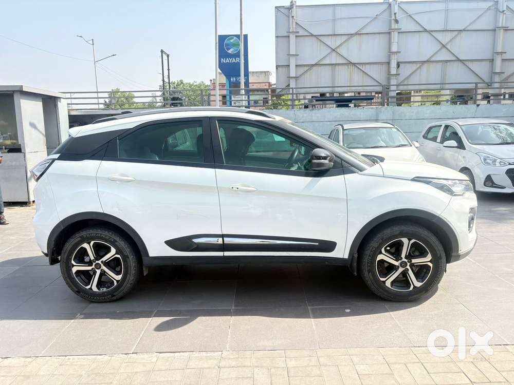 Tata Nexon 1.2 Revotron Xz Plus, 2023, Petrol