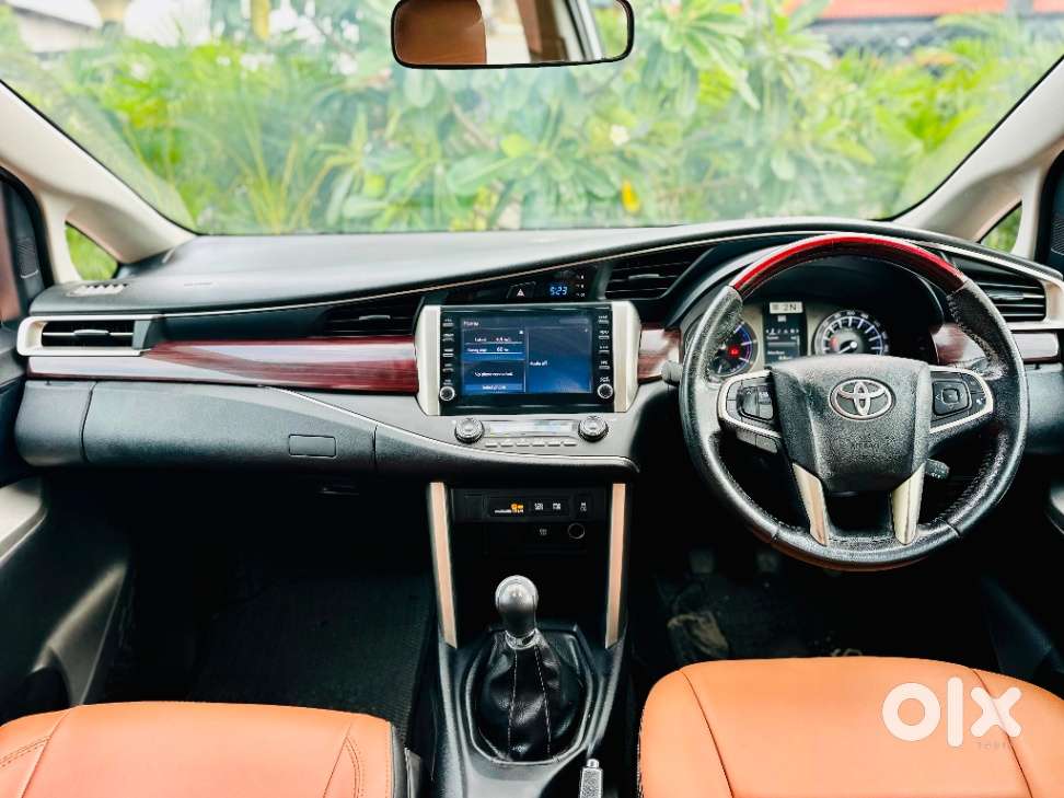 Toyota Innova Crysta 2.4 V 8 Str, 2021, Diesel