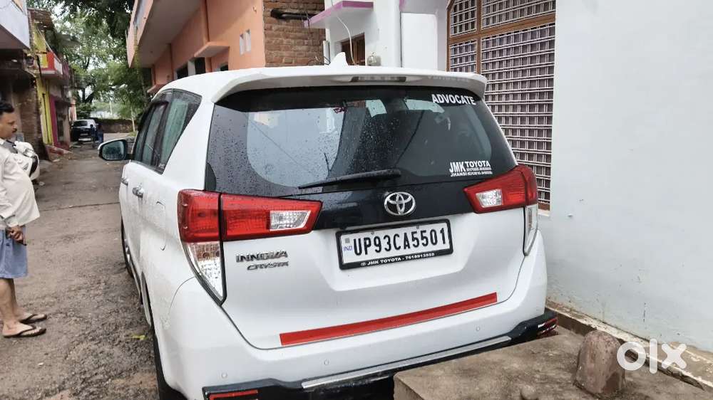 Toyota Innova Crysta 2023 Diesel 95000 Km Driven