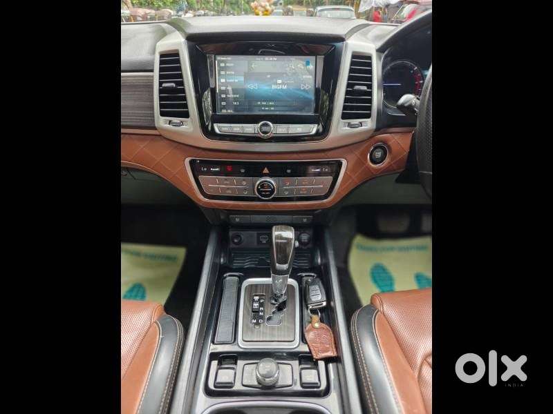 Mahindra Alturas G4 4wd At, 2021, Diesel