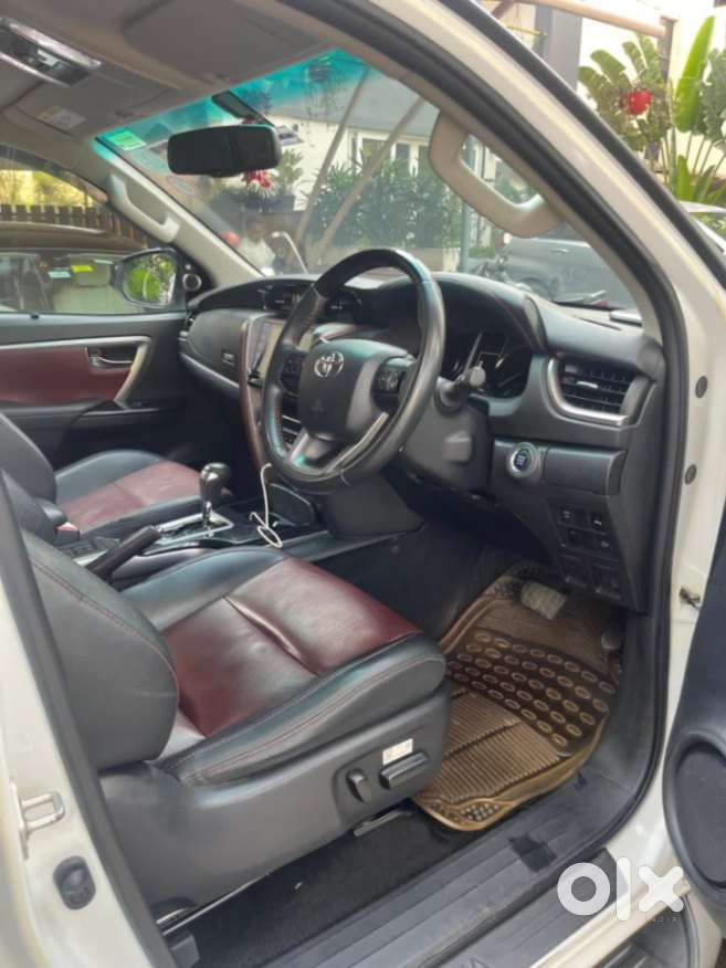 Toyota Fortuner Legender 4x4 At 2.8, 2024, Diesel