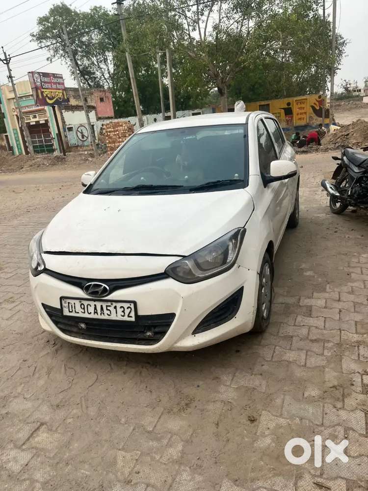 Hyundai I20 2013 Cng & Hybrids 142482 Km Driven