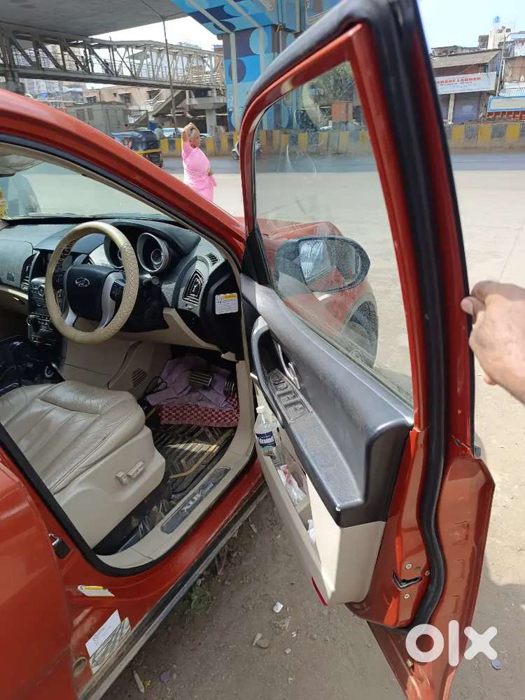 Mahindra Xuv500 2016 Diesel 102000 Km Driven
