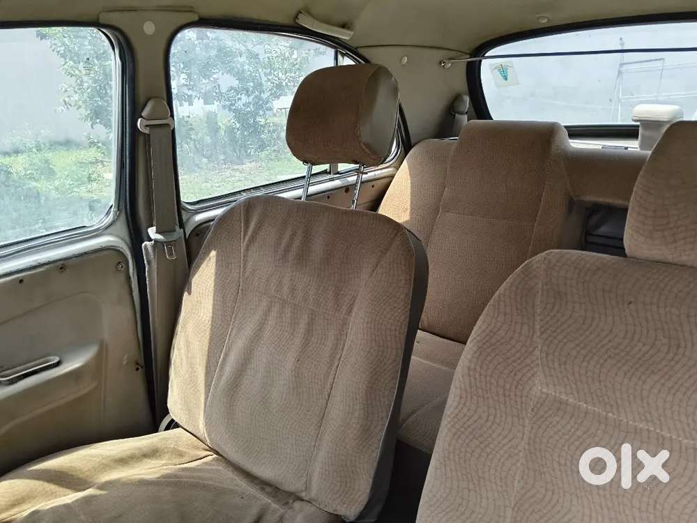 Ambassador Classic 2011 Petrol Manual