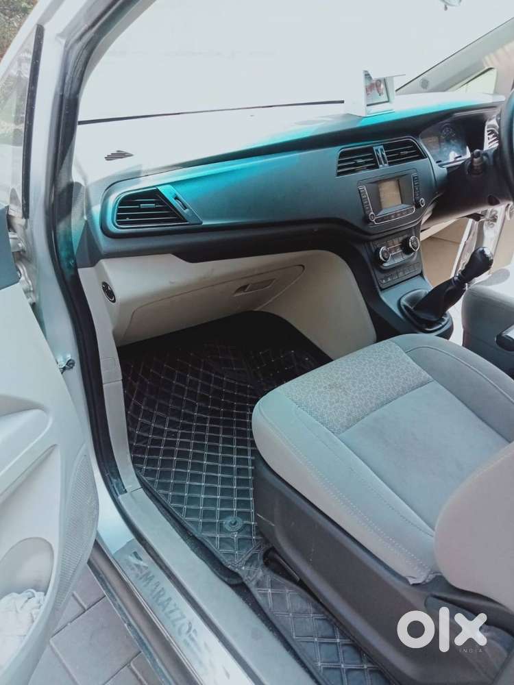 Mahindra Marazzo 2018 Diesel 100000 Km Driven