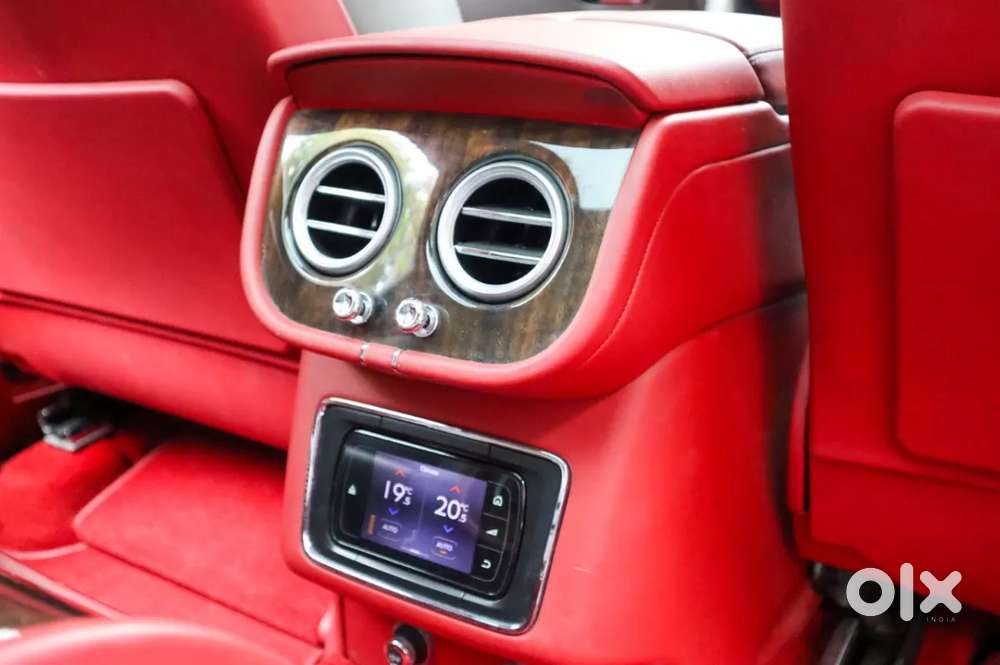 Bentley Bentayga, 2017, Petrol