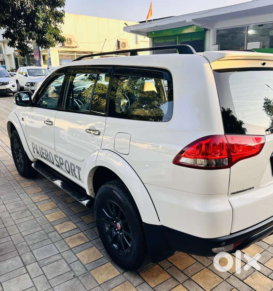 Mitsubishi Pajero Sport 2.5 Automatic, 2016, Diesel