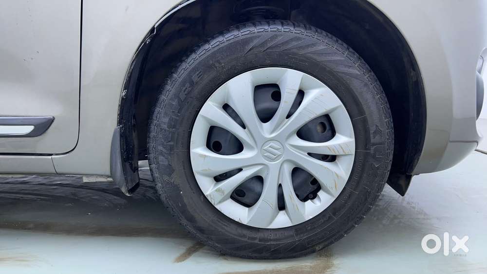 Maruti Suzuki Swift Vvt Vxi, 2022, Petrol