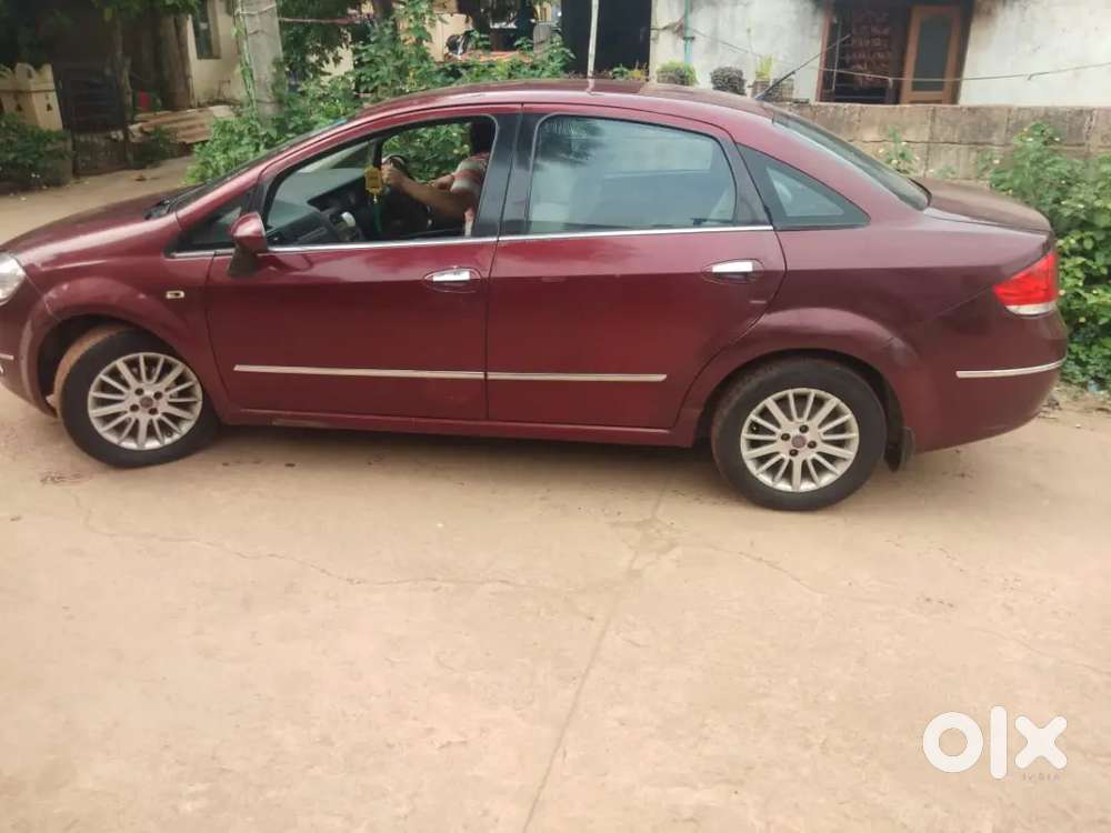 Fiat Linea Cng With 20kmpl Milage In Good Condition