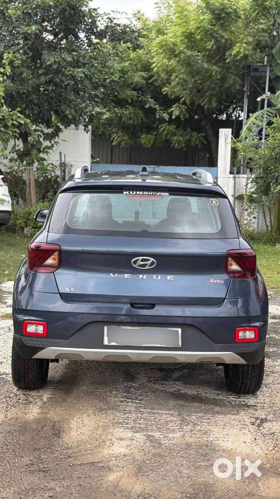 Hyundai Venue, 2021, Petrol