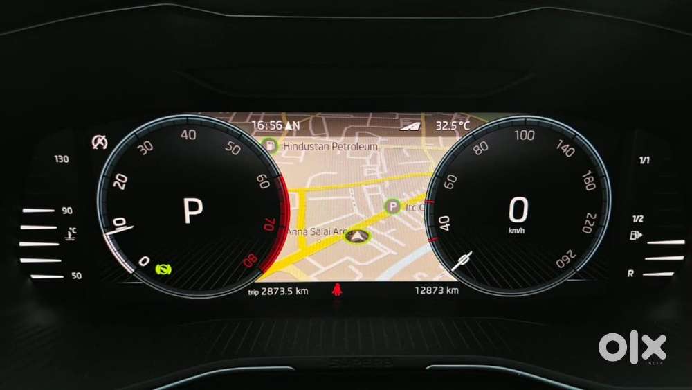 Skoda Superb 2.0 L&k Tsi At, 2022, Petrol