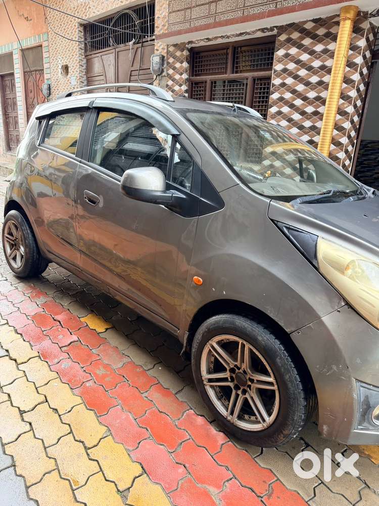 Chevrolet Beat 2012 Petrol