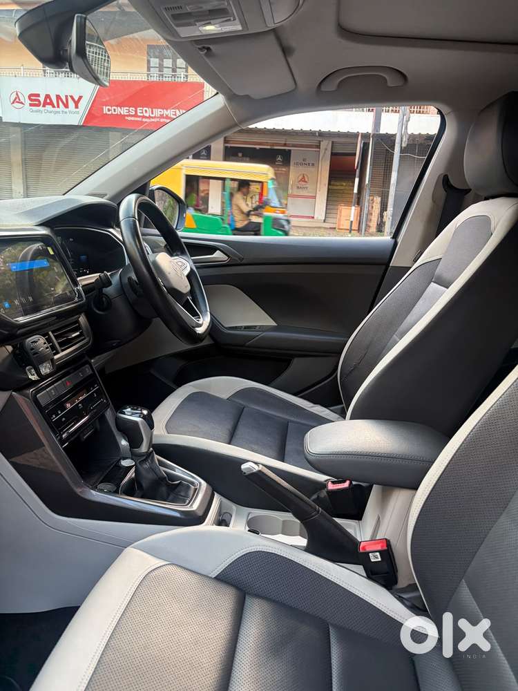 Volkswagen Taigun 1.0 Tsi Topline At, 2023, Petrol