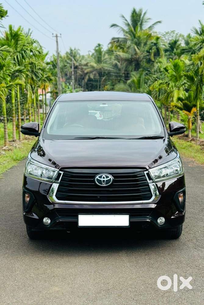 Toyota Innova Crysta [2020-ongoing] 2.4 Gx 7 Str, 2022, Diesel