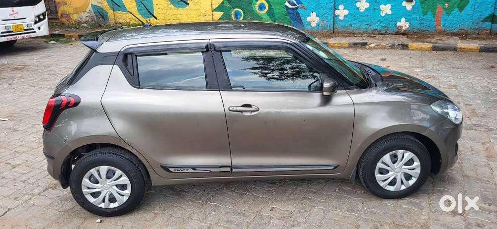 Maruti Suzuki Swift 1.2 Vxi (o), 2022, Petrol