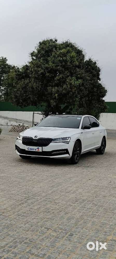 Skoda Superb 2.0 Sportline Tsi At, 2023, Petrol