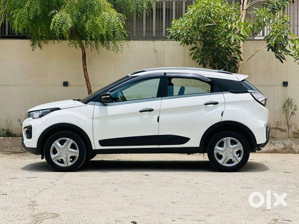 Tata Nexon 1.2 Revotron Xm (s), 2021, Petrol