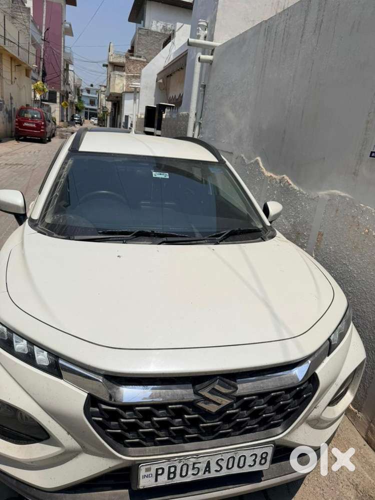 Maruti Suzuki Fronx 2024 Petrol Well Maintained