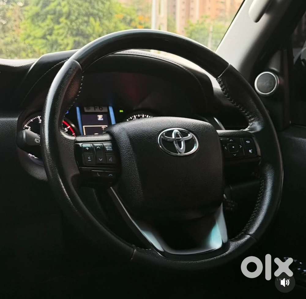 Toyota Fortuner 2022 Diesel Well Maintained