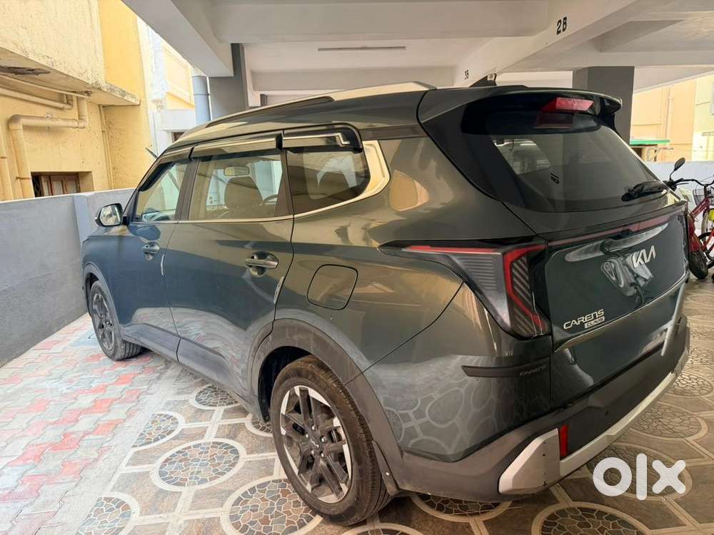 Kia Carens Clavis Petrol Manual 2025