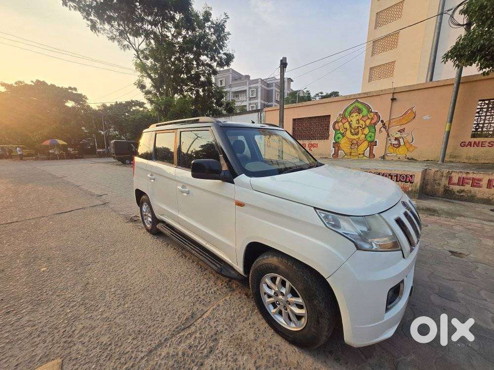 Mahindra Tuv 300 Mhawk100 T8, 2018, Diesel