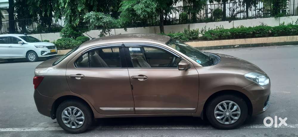 Maruti Suzuki Dzire 1.2 Vxi, 2022, Petrol