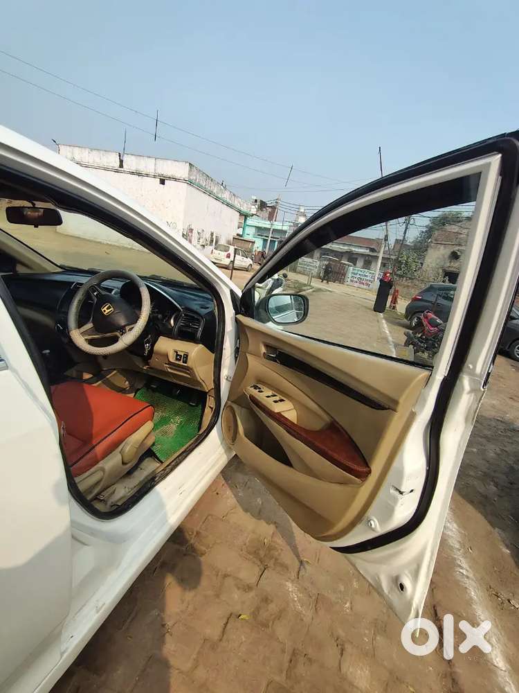 Honda City 2012 Cng & Hybrids 125000 Km Driven